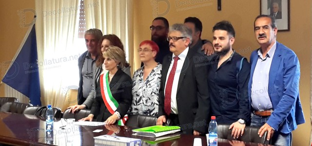 Ma è vero che i quattro vogliono cacciare anche il presidente del Consiglio Comunale di Decollatura?