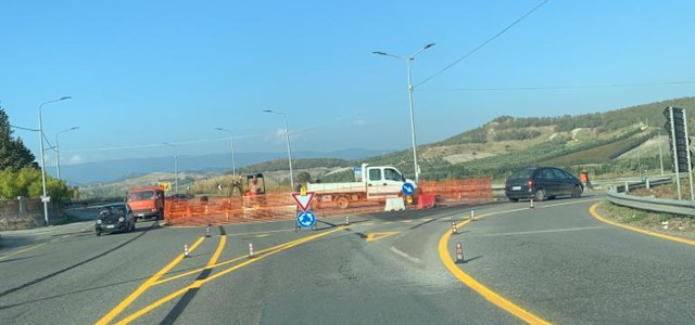 Appena cominciati i lavori per la rotatoria di Viale Emilia - Pisano: "Aumenterà la sicurezza grazie all'impegno della Provincia"