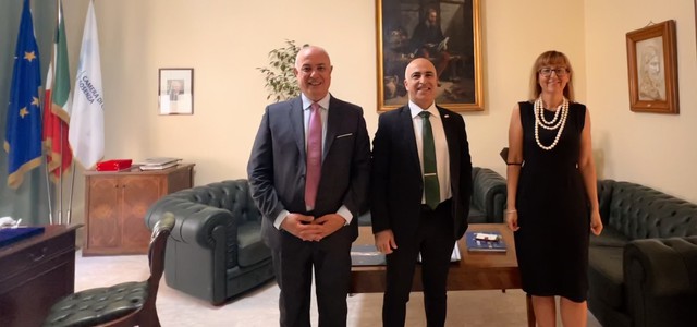 L’Ambasciatore d’Israele Dror Eydar in visita alla Camera di commercio di Cosenza