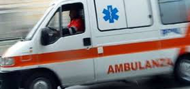 Uomo accusa malore in bici, tragedia a Catanzaro