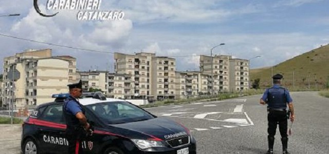 Droga e violazioni in materia di circolazione stradale, 5 denunce a Catanzaro