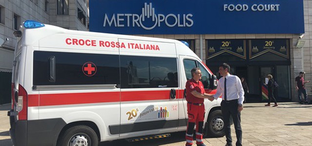 Nuova ambulanza per la CRI acquistata con il contributo di Metropolis
