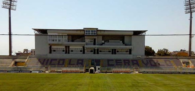 Partite calcio al Ceravolo, divieto bevande alcoliche