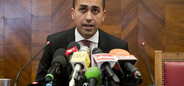 Di Maio: 'Restiamo nella Nato e alleati Usa'