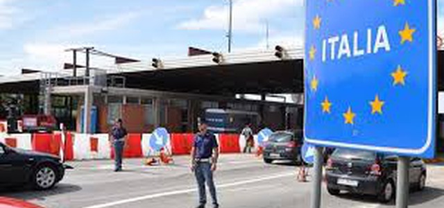 Codacons denuncia Austria a Corte Ue per le frontiere chiuse