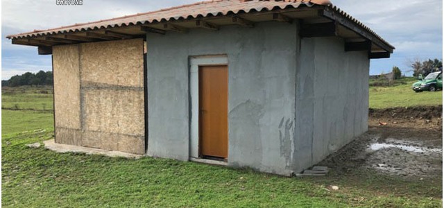 Sequestrato fabbricato abusivo, prosegue l'attività di controllo dei Carabinieri forestali di Crotone