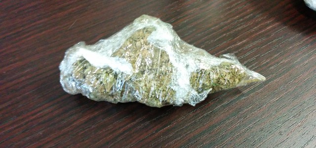Arrestato a villa Pepe 19enne in possesso di marijuana