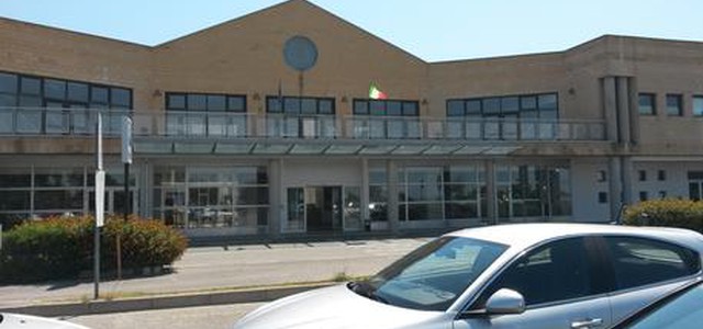 Riapre aeroporto Crotone, volo Ryanair