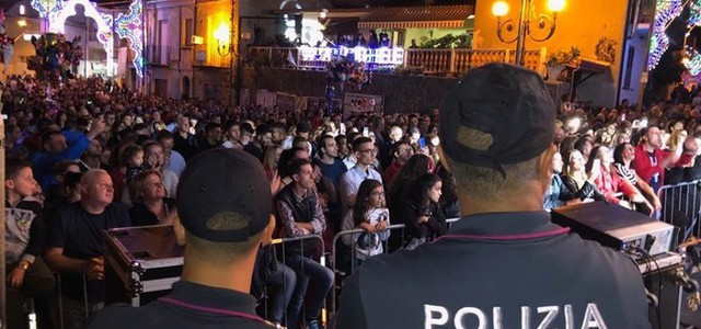 Concerto blindato per Anna Tatangelo a Piscopo, la cittadina del duplice tentato omicidio di venerdì