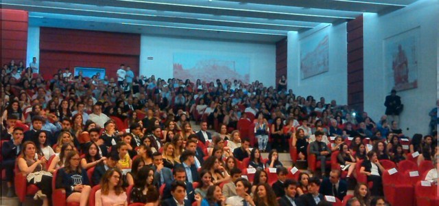 I maturandi del Liceo Classico 'Telesio' di Cosenza hanno salutato la scuola 