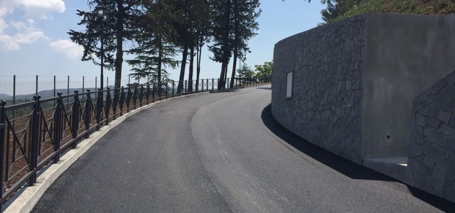 RIPRISTINATA  LA STRADA DI ACCESSO CHE PORTA AL SANTUARIO DELLA MADONNA DEL CASTELLO