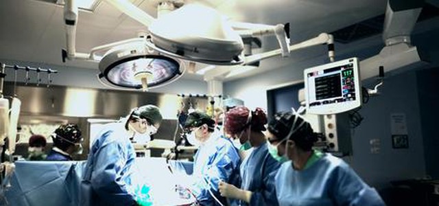 Doppio intervento cuore-cervello in ospedale Reggio Calabria