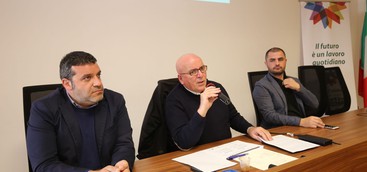 Oliverio presenta nuovi bandi "Dote lavoro ed Inclusione Attiva" e "Garanzia Giovani" (VIDEO)