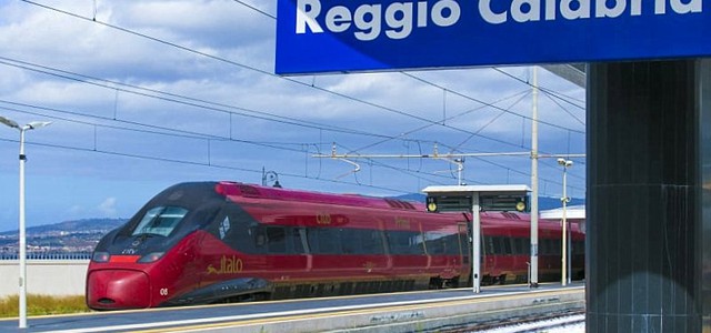 Coronavirus: Trenitalia e Italo cancellano i biglietti, soppressi collegamenti con la Calabria