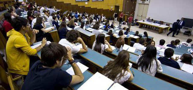 Concorsi truccati, arrestati sette docenti universitari indagato anche ex ministro Fantozzi