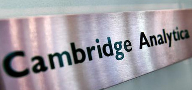 Facebook: in 10 punti la difesa di Cambridge Analytica