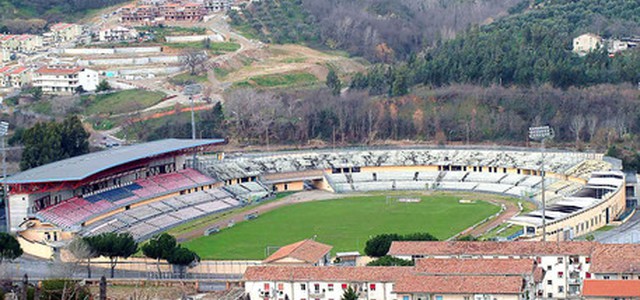 Serie B: Cosenza-Verona non si gioca