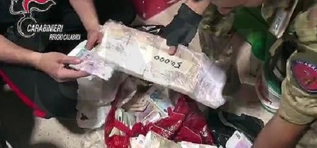 ‘Ndrangheta, l’ex latitante calabrese Rocco Elia estradato in Italia