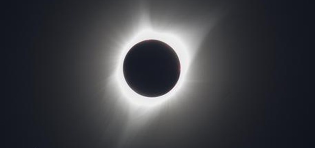 Usa, tutti pazzi per eclissi del secolo