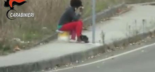 Nigeriane costrette prostituirsi, sette arresti