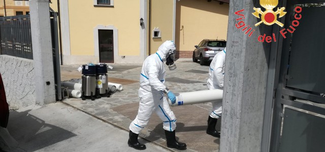 I Vigili del Fuoco regalano 32 bombole di ossigeno alla Domus Aurea di Chiaravalle