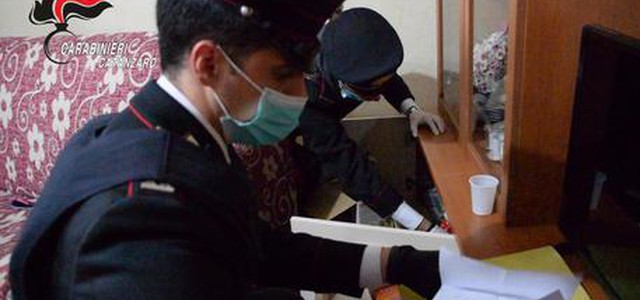 Tassi usurai al 100% annui, tre arresti