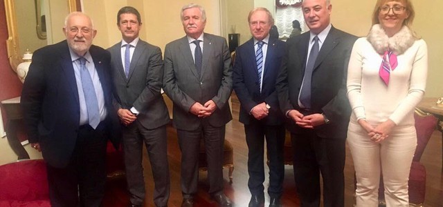 Umbria e Calabria insieme con l'accordo tra le Camere di Commercio