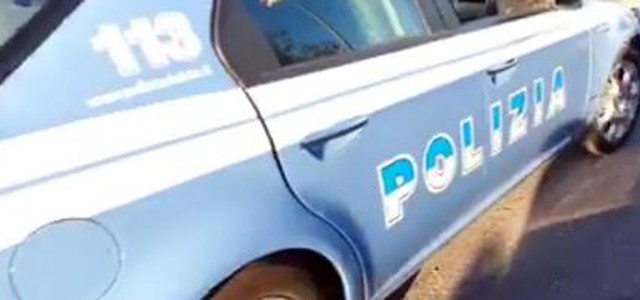 Abusi su tre bimbe, arrestati zio e amico