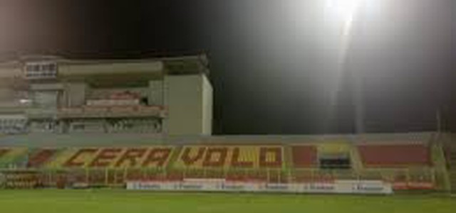 STADIO “CERAVOLO” , COMPLETATI LAVORI DI REALIZZAZIONE DELLA CABINA ENEL A SERVIZIO DELL’IMPIANTO , FINITO ANCHE IL MONTAGGIO DEI NUOVI SEDIOLINI NELLA CURVA “CAPRARO”