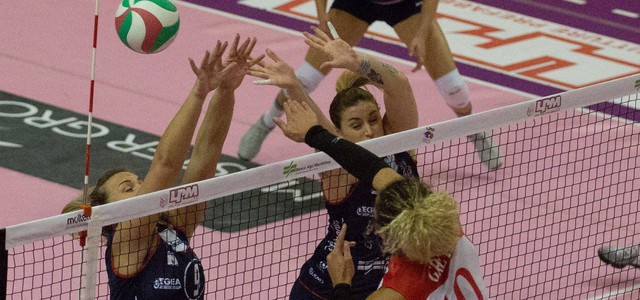 Volley Soverato, colpaccio al "Palamanera" contro la capolista 