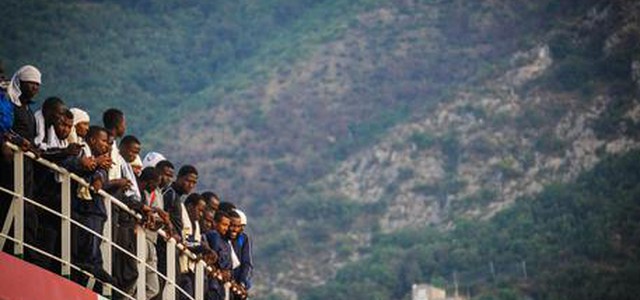 Migranti, Mattarella e Gentiloni blindano Minniti