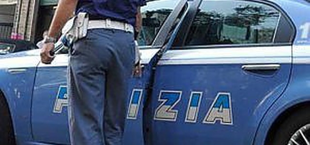 Napoli, spari nel centro storico, feriti una bambina di dieci anni e un immigrato