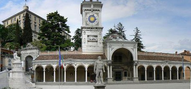 Imprenditore muore e lascia azienda a ex dipendenti