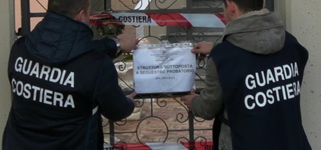 Liquami in torrente, sequestrato albergo