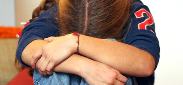 Bimba di cinque anni maltrattata, tolta ai genitori