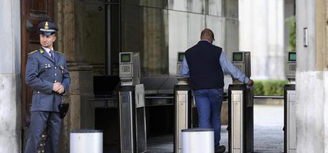Statali, si cambia. Assunzioni extra per i precari. Polo unico Inps per le visite fiscali