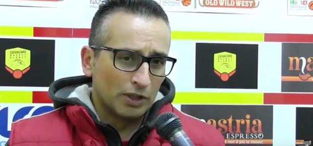 Mastria Vending Catanzaro stravince 101-77 con Scauri: partita perfetta (VIDEO)