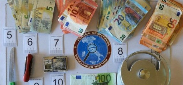Catanzaro, Polizia arresta una coppia per spaccio di eroina e cocaina