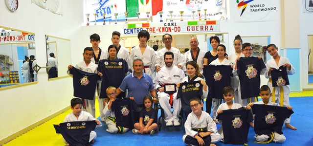 Abramo saluta la squadra TaekwonDo Guerra in partenza per gli Open Internazionali di Martano