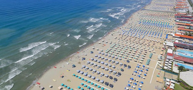 Ferragosto, il 54% degli italiani non resta a casa