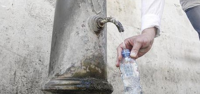 A Roma sta finendo l'acqua, allarme di Zingaretti