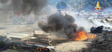 Vasto incendio a Girifalco