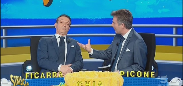 Flash:Avvistata troupe di Striscia la Notizia su C. So Mazzini