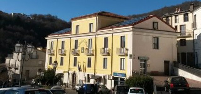 Il Comune di Serrastretta informa i cittadini tramite Telegram e WhatsApp