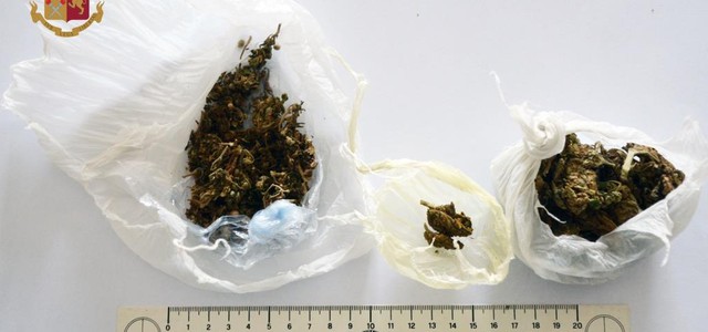 Sorpreso a spacciare droga, arrestato 29enne nigeriano