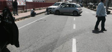 Scontro tra due auto nel quartiere Fortuna