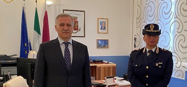 Questore di Catanzaro dà il benvenuto alla dr.ssa Immacolata Acconcia, nuovo dirigente della Divisione P.A.S.I.