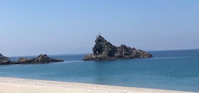 La bellezza è fuori che ci aspetta, i più bei video di oggi dalle spiagge calabresi
