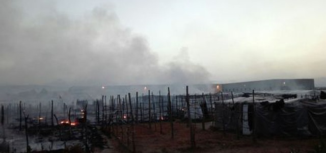 Incendio nella tendopoli di S.Ferdinando