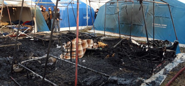 Un 32enne senegalese è la vittima dell'incendio alla nuova tendopoli di San Ferdinando